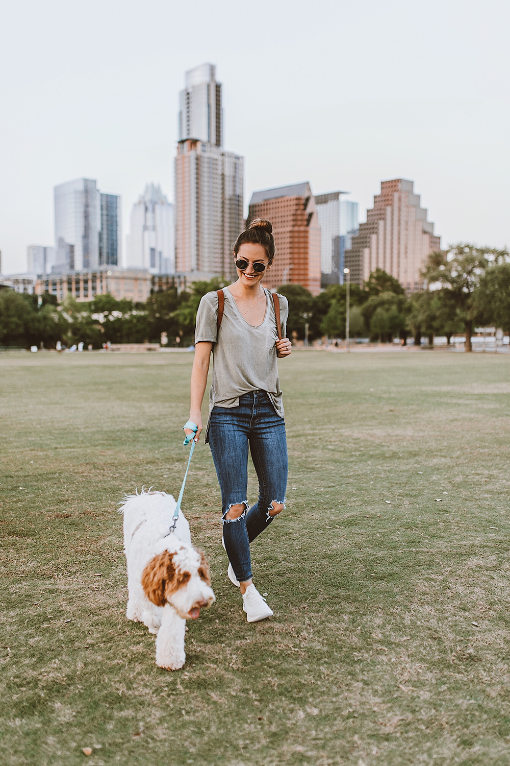 livvyland-blog-olivia-watson-austin-texas-fashion-blogger-nike-fly-knit-beige-auditorium-shores-2