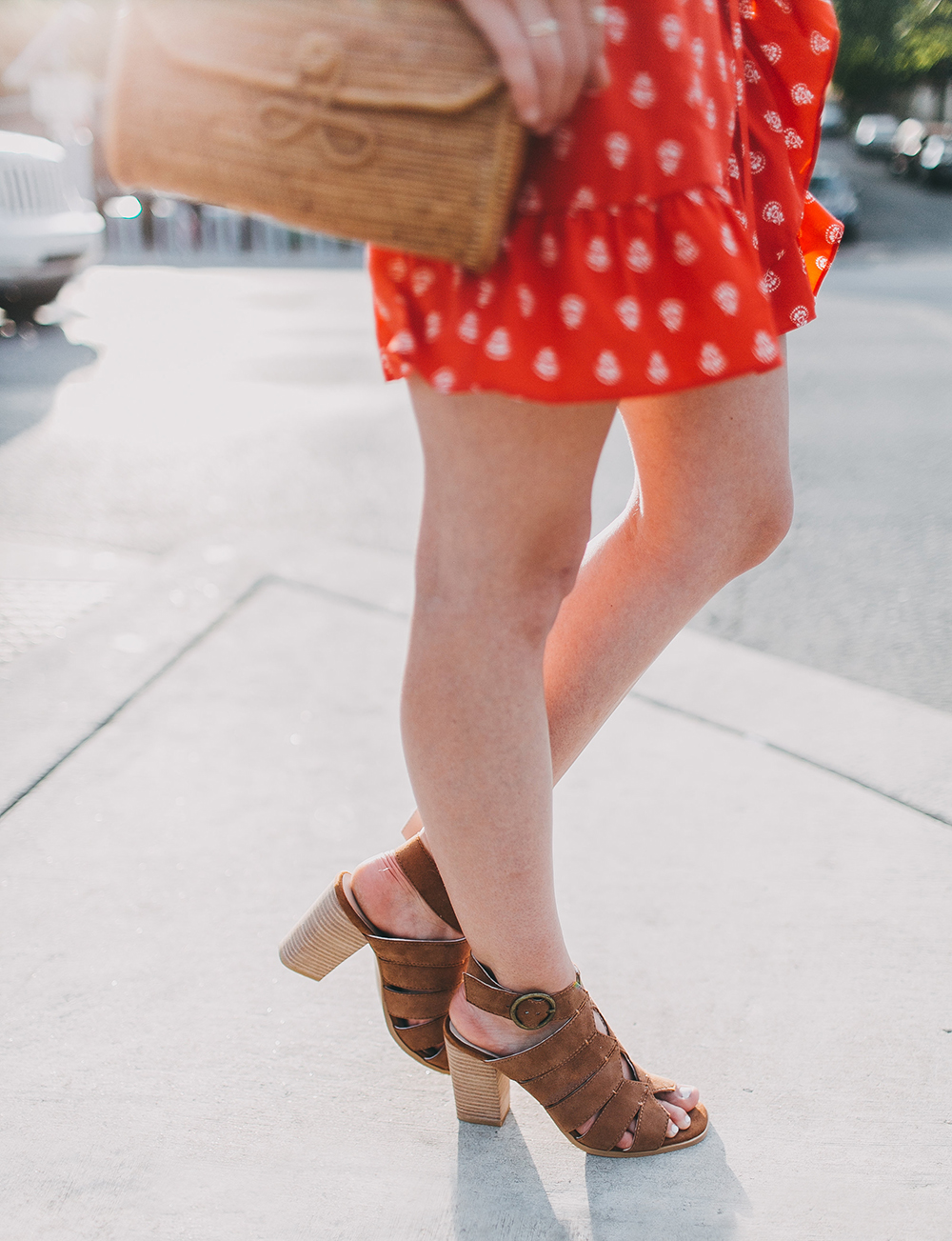 livvyland-blog-olivia-watson-sezane-wrap-dress-date-night-work-outfit-idea-poppy-red-olivia-watson-austin-texas-fashion-lifestyle-blogger-6