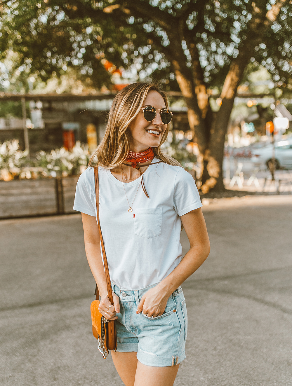 Summer In Levi's - LivvyLand | Austin Fashion and Style Blogger