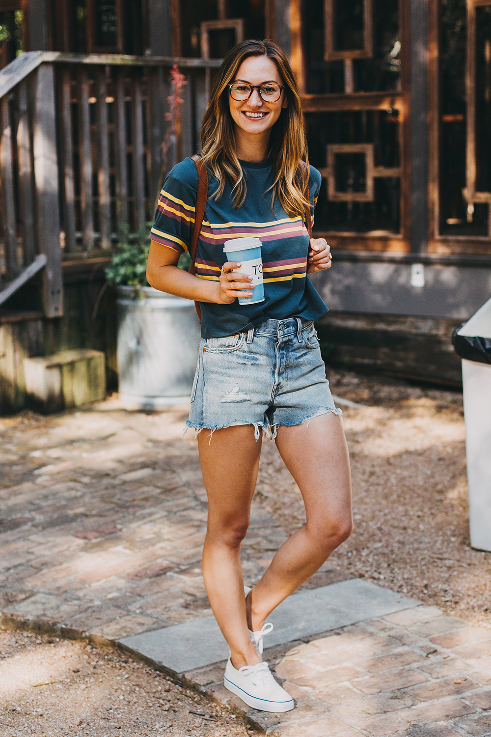 livvyland-blog-olivia-watson-austin-texas-fashion-style-urban-outfitters-striped-vintage-tee-levis-denim-wedgie-shorts-1