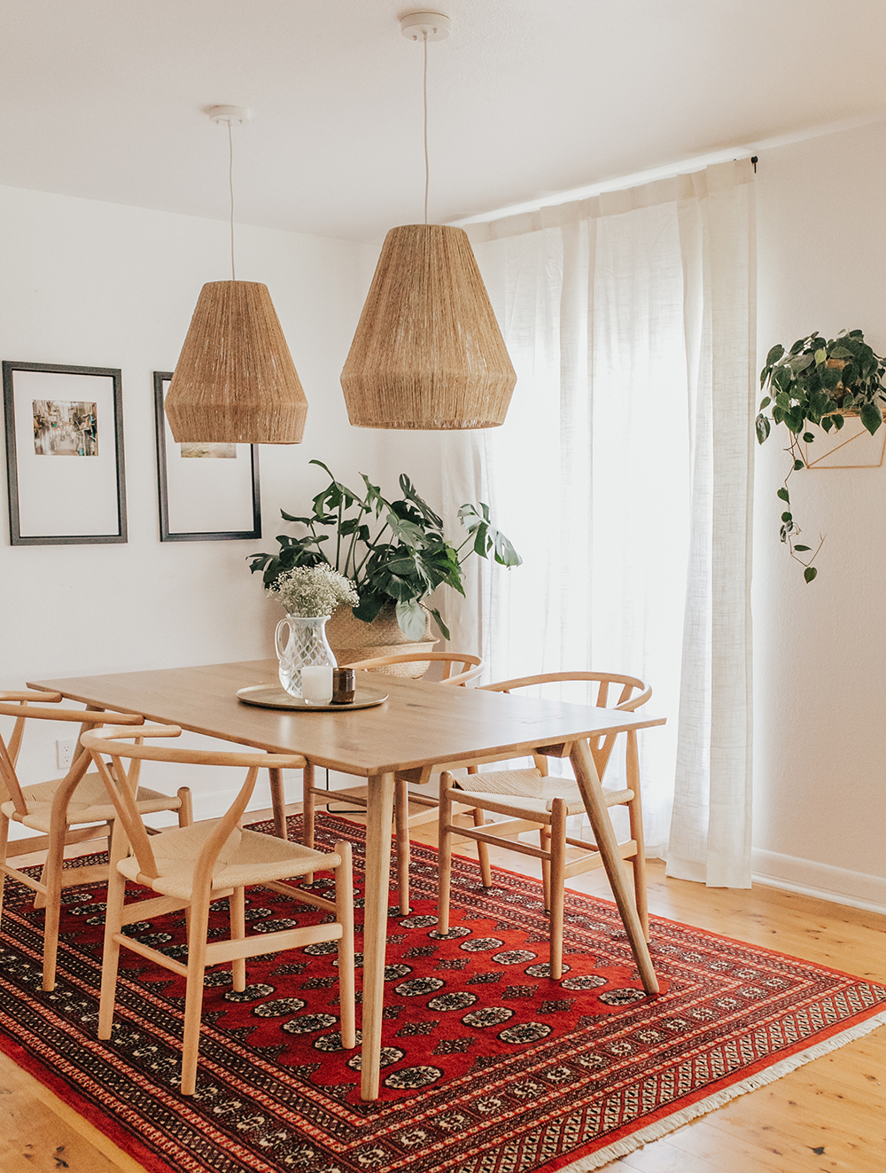 livvyland-blog-olivia-watson-austin-texas-lifestyle-blogger-modern-bohemian-bungalow-dining-room-kitchen-anthropologie-lights-2