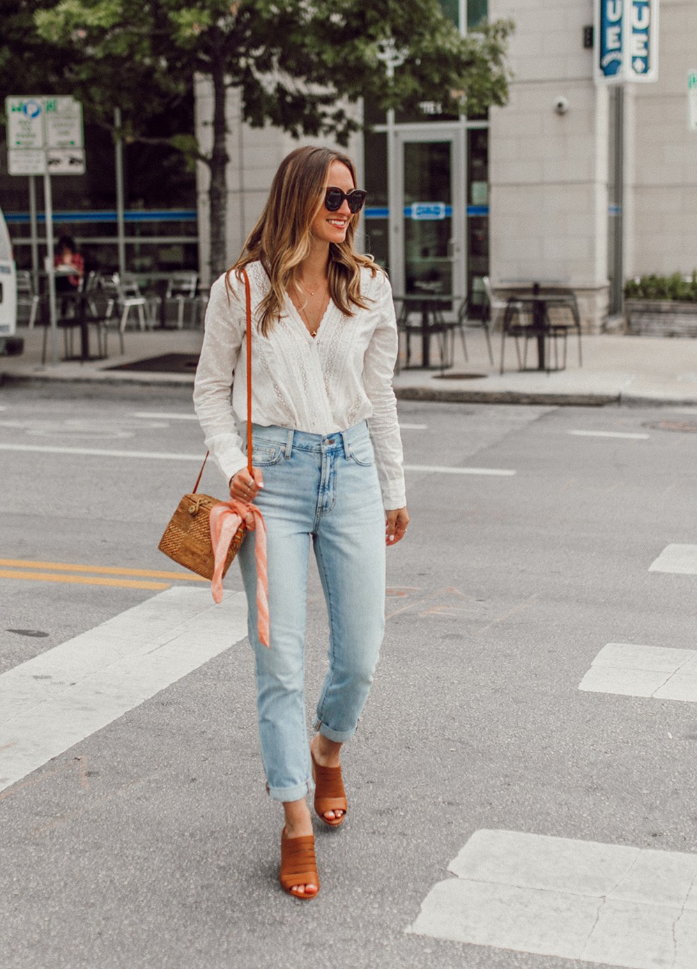 livvland-blog-olivia-watson-austin-texas-fashion-lifestyle-blogger-sezane-lace-deep-v-top-rattan-bag-madewell-summer-jeans-3