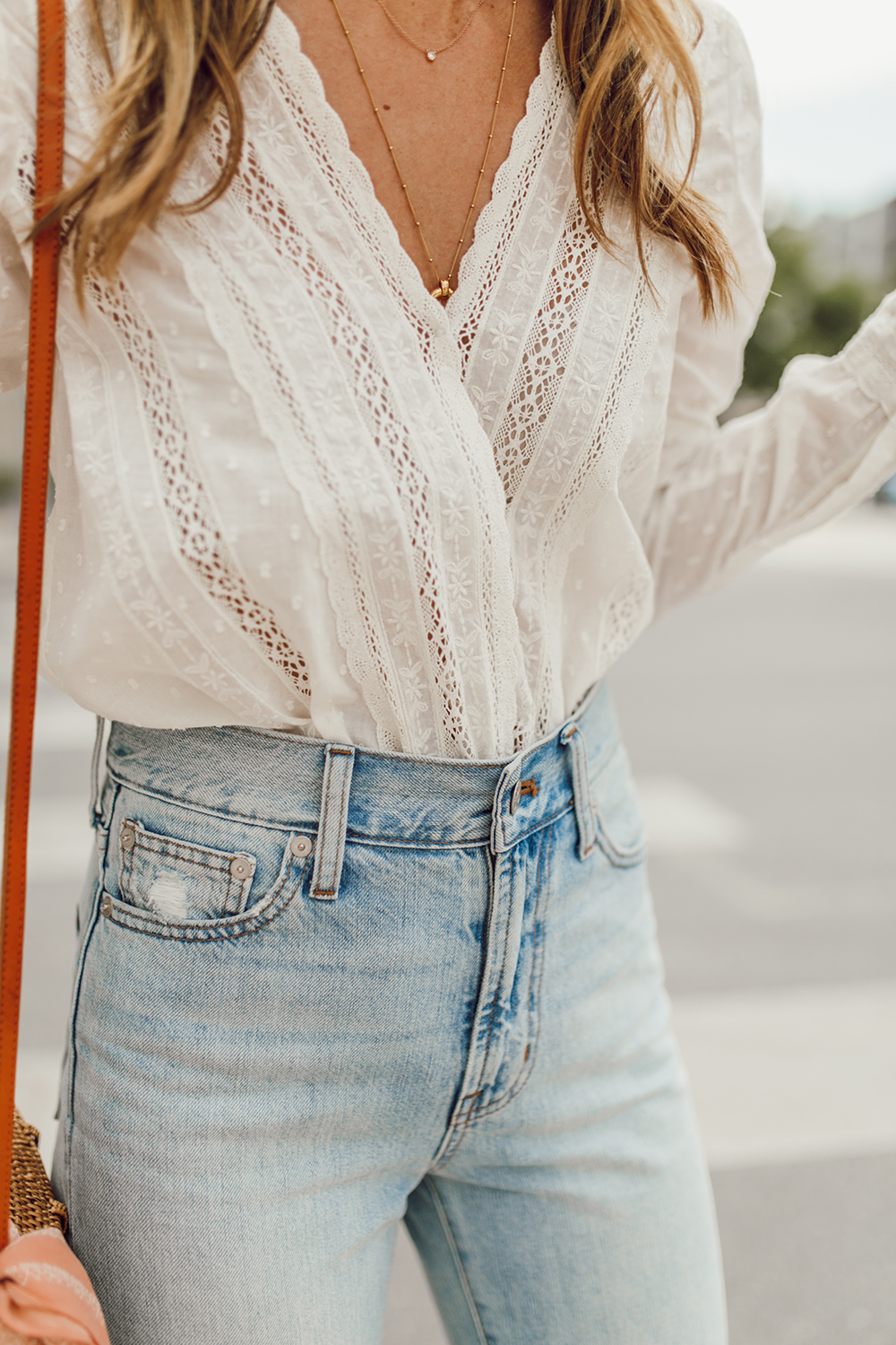 livvland-blog-olivia-watson-austin-texas-fashion-lifestyle-blogger-sezane-lace-deep-v-top-rattan-bag-madewell-summer-jeans-4