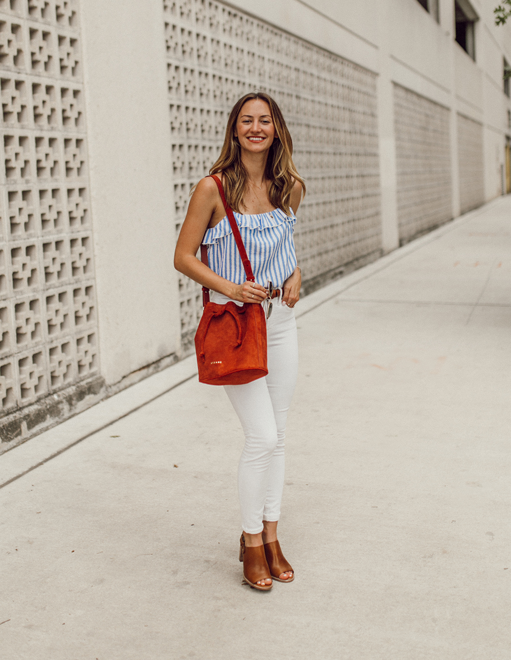 livvyland-blog-olivia-watson-austin-texas-fashion-style-blogger-madewell-white-jeans-sezane-cyrille-top-4th-of-july-outfit-idea-6