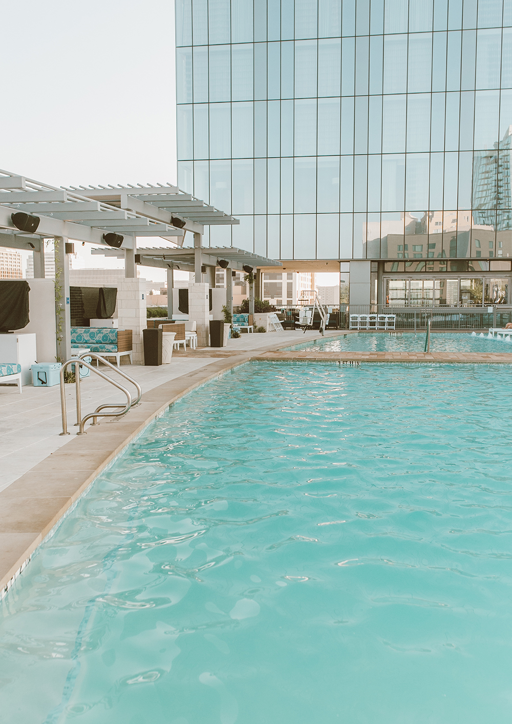 livvyland-blog-olivia-watson-austin-texas-lifestyle-blogger-fairmont-hotel-atx-downtown-1