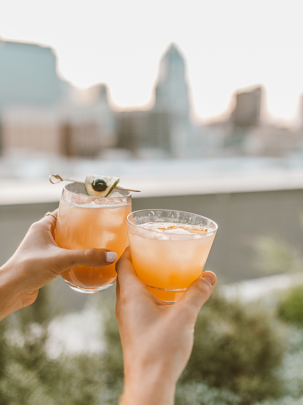 livvyland-blog-olivia-watson-austin-texas-lifestyle-blogger-fairmont-hotel-atx-downtown-rooftop-pool-cocktail