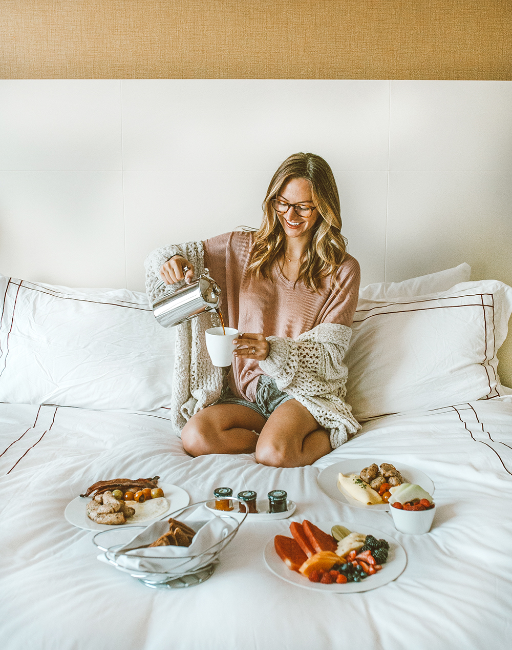 livvyland-blog-olivia-watson-austin-texas-lifestyle-blogger-fairmont-hotel-atx-downtown-room-service-breakfast-in-bed-2