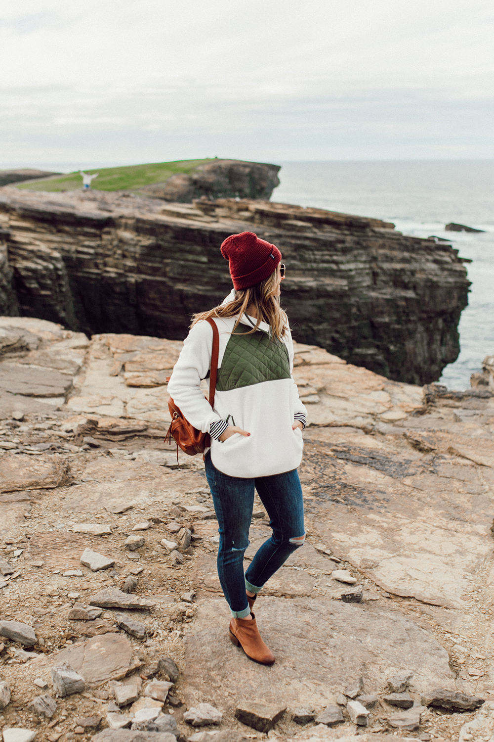 livvyland-blog-olivia-watson-austin-texas-fashion-style-lifestyle-blog-kirkwall-orkney-islands-scotland-abercrombie-pullover-outfit-2