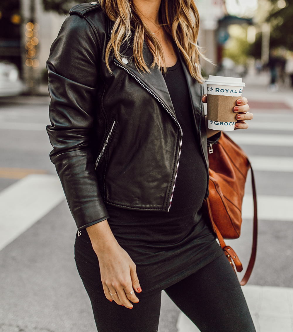 livvyland-blog-olivia-watson-austin-texas-fashion-style-blogger-all-black-athliesure-outfit-pregnant-maternity-sezane-ziggy-leather-jacket-9