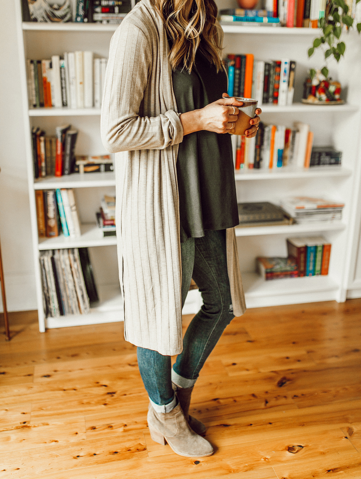 livvyland-blog-olivia-watson-austin-texas-fashion-blogger-cozy-christmas-gift-idea-bobeau-loungewear-10