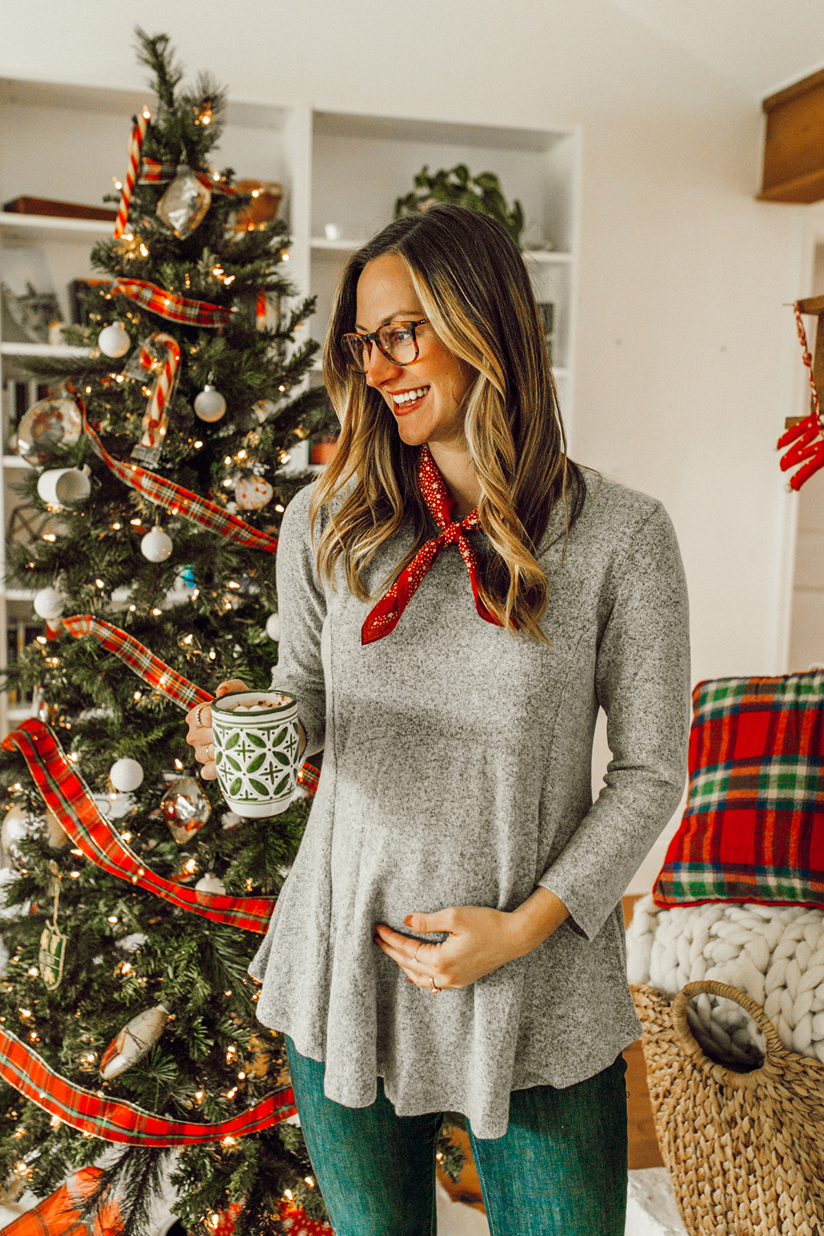 livvyland-blog-olivia-watson-austin-texas-fashion-blogger-cozy-christmas-gift-idea-bobeau-loungewear-14