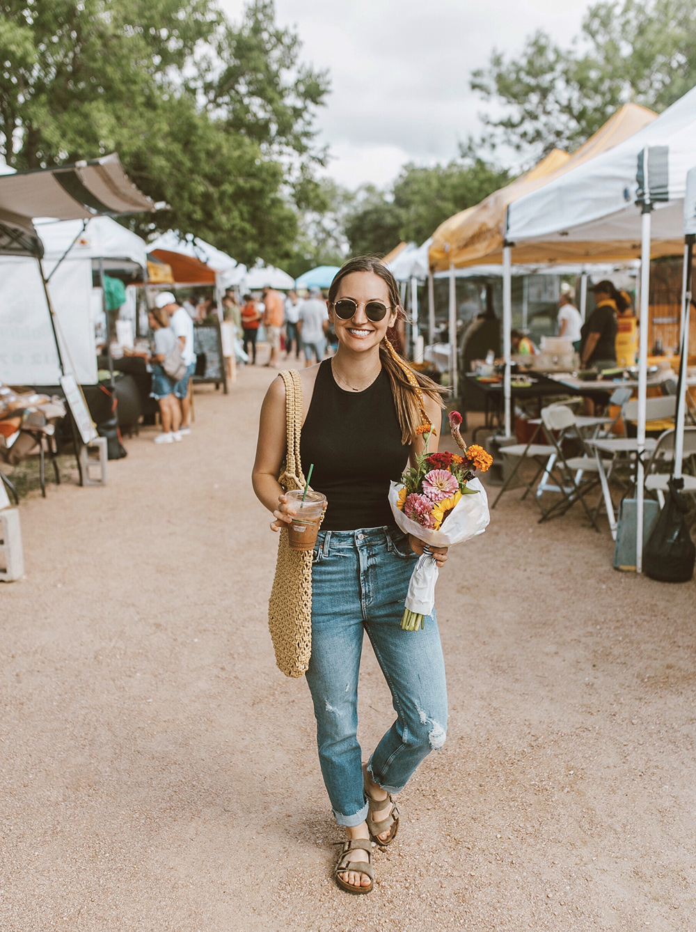 livvyland-blog-olivia-watson-austin-texas-fashion-lifestyle-blogger-farmers-market-free-people-tank-razorback-tank-top-high-rise-slim-straight-leg-pant-arizona-birkenstock-outfit-9