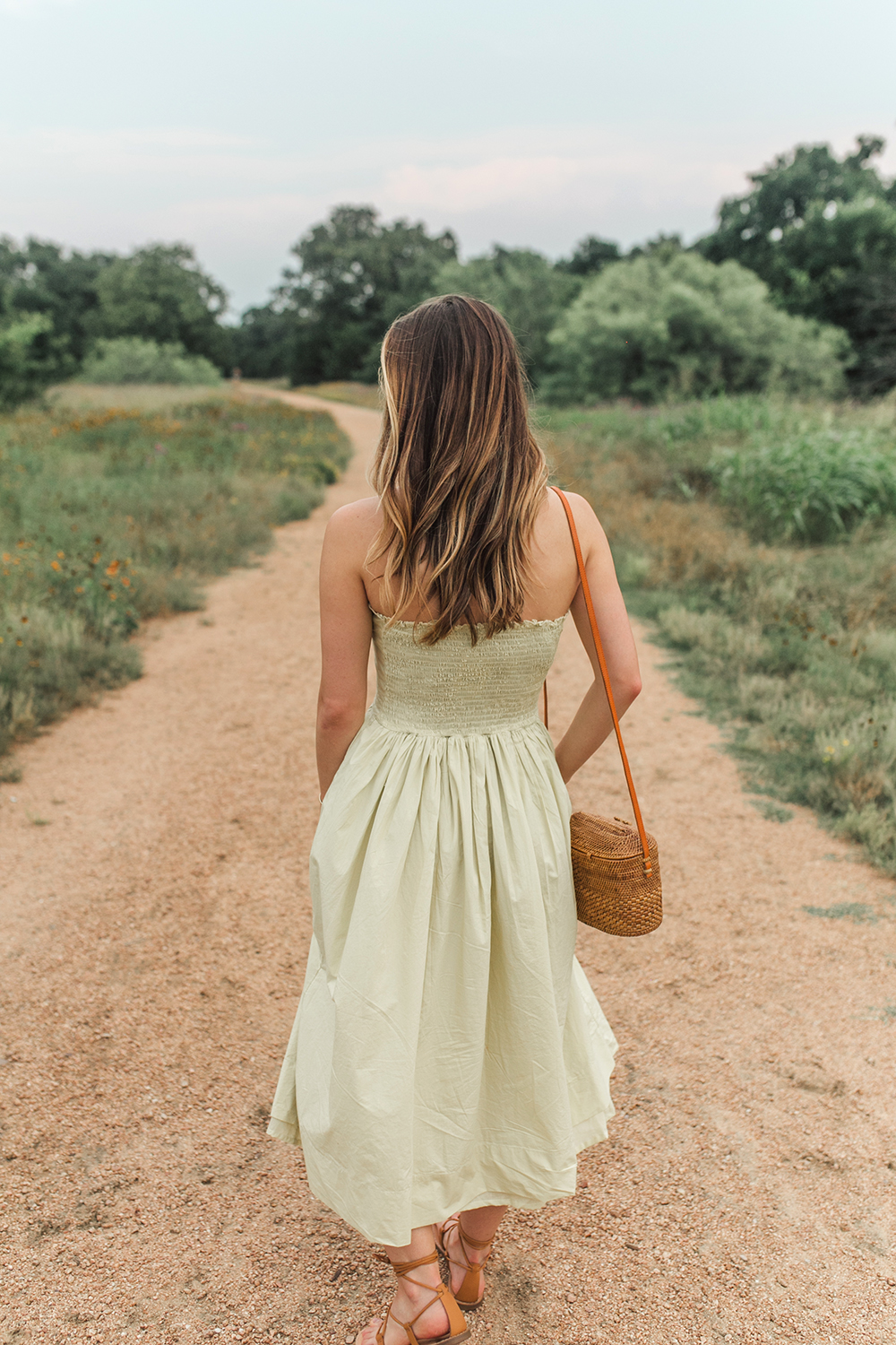 livvyland-blog-olivia-watson-austin-texas-style-blogger-trunk-club-free-people-lilah-pleated-midi-tube-dress-limeade-5