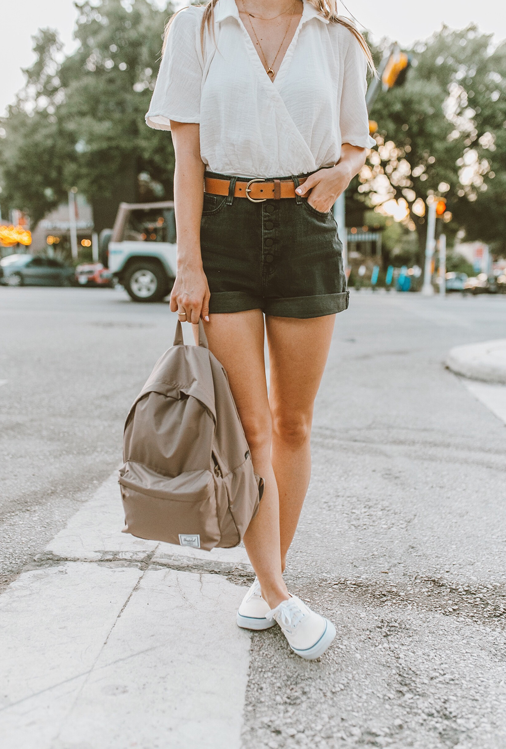 The Perfect Summer Backpack - LivvyLand