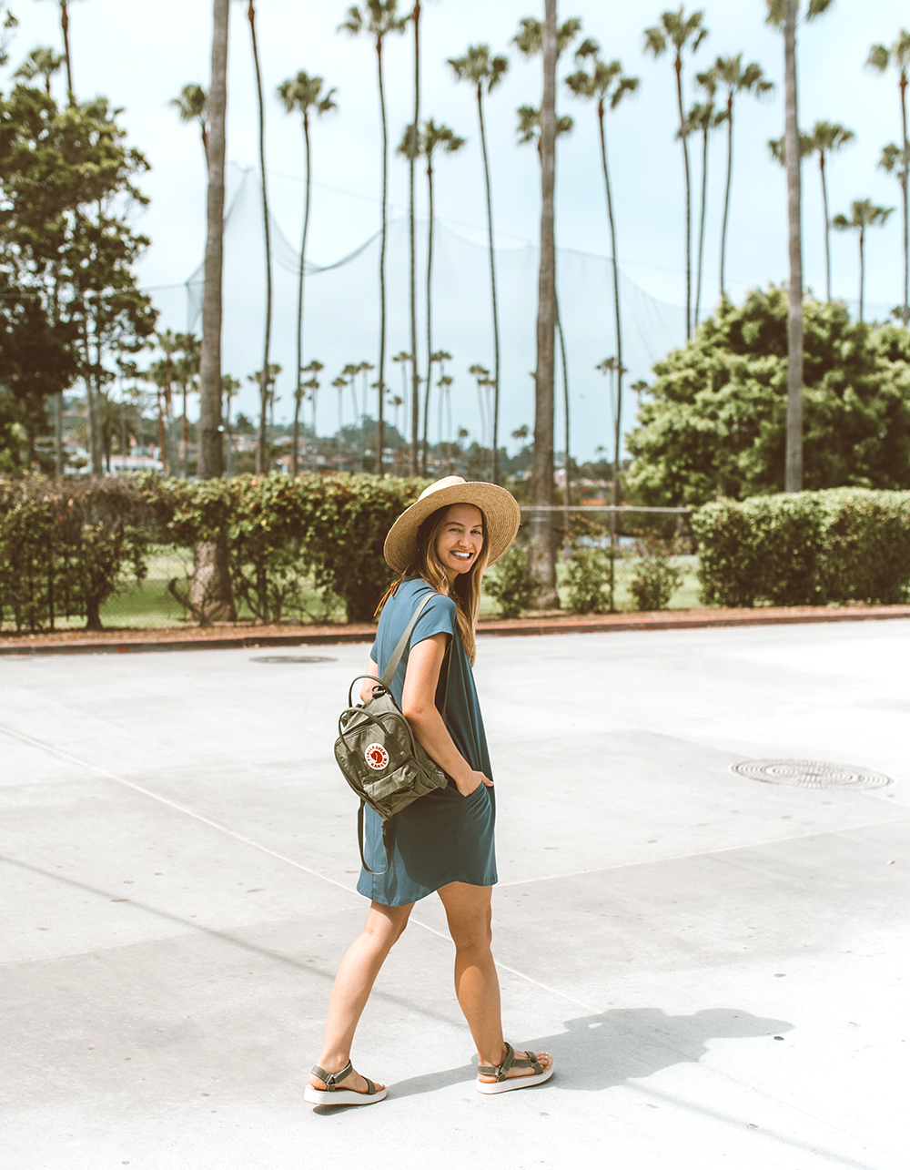 livvyland-blog-olivia-watson-la-jolla-beach-backcountry-dress-2