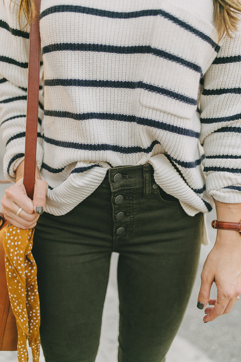 livvyland-blog-olivia-watson-austin-texas-fashion-lifestyle-blogger-madewell-olive-skinny-jeans-striped-sweater-trunk-club-review-4