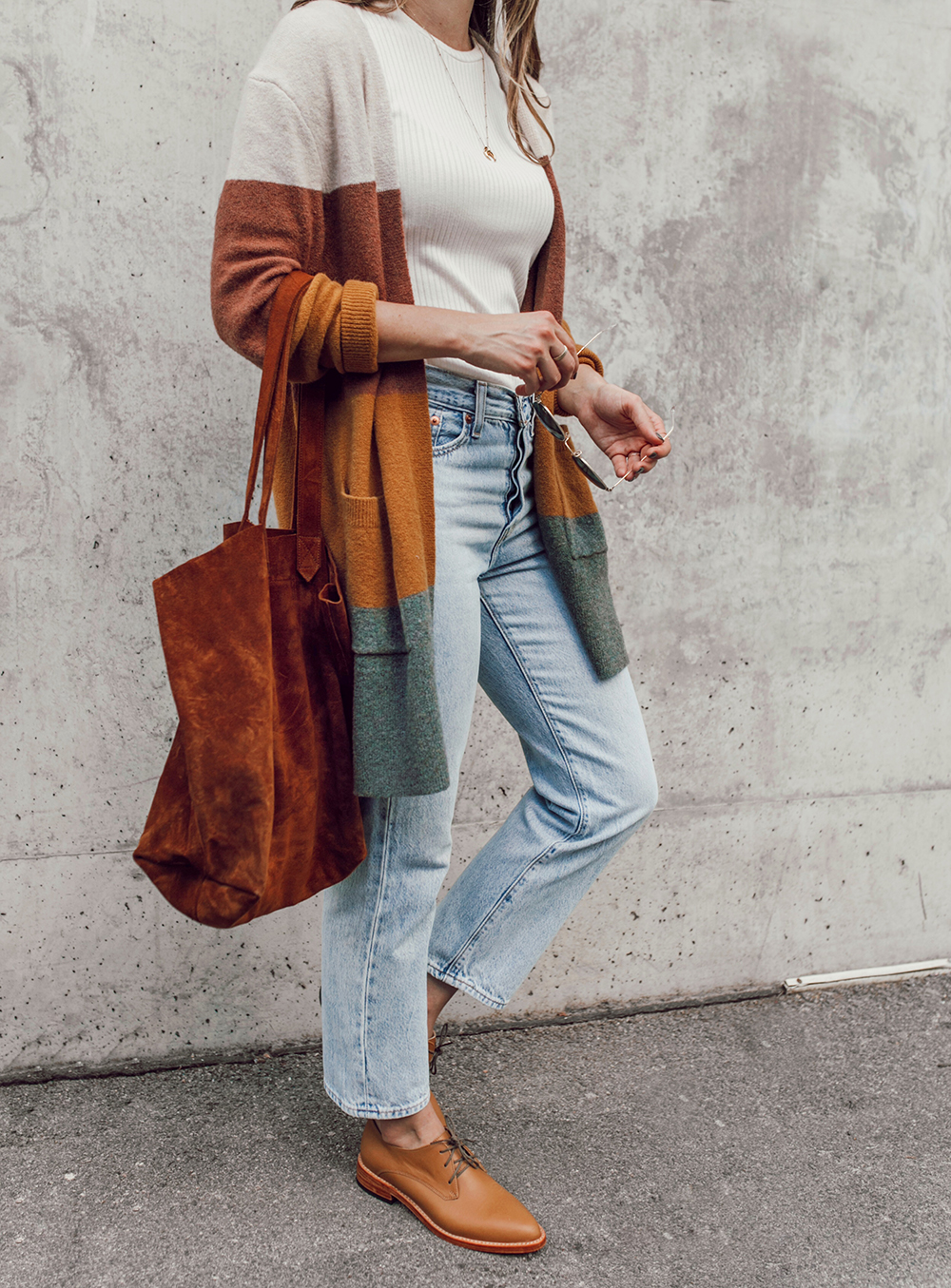 livvyland-blog-olivia-watson-austin-texas-fashion-lifestyle-blogger-nisolo-james-oxford-fall-outfit-idea-madewell-kent-cardigan-12