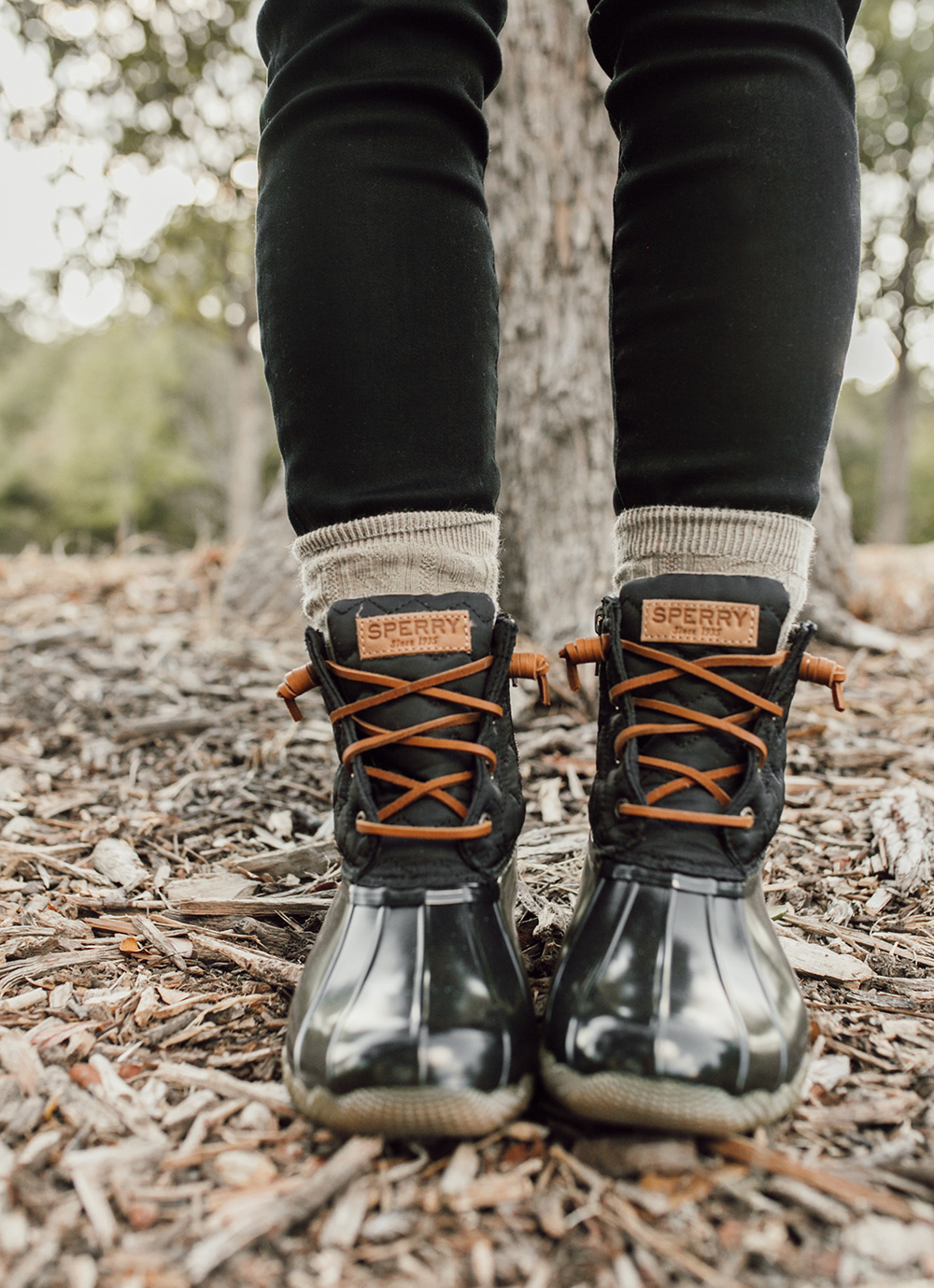 cute outfits with sperry boots