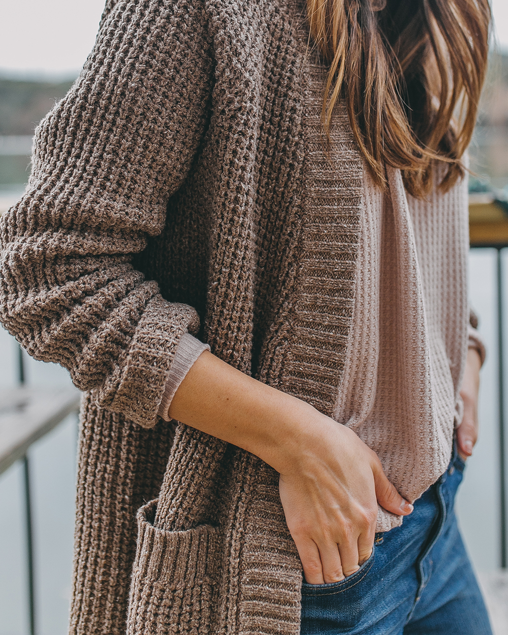 livvyland-blog-olivia-watson-austin-texas-lifestyle-motherhood-blogger-mozarts-coffee-patagonia-cardigan-off-country-cardigan-1