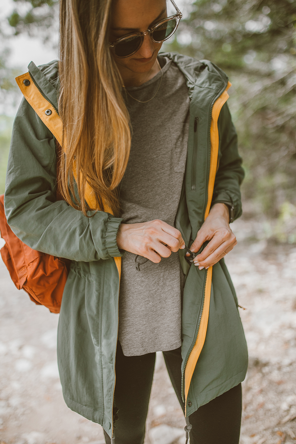 livvyland-blog-olivia-watson-austin-texas-greenbelt-hike-nature-walk-patagonia-skyforest-green-parka-1