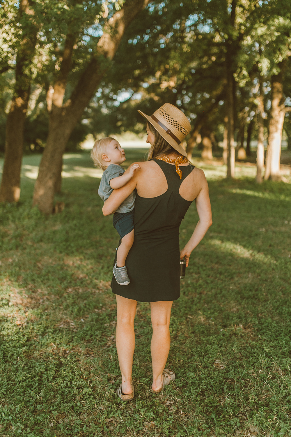 livvyland-blog-olivia-watson-austin-texas-lifestyle-motherhood-blogger-fathers-day-gift-guide-outdoors-ideas-10