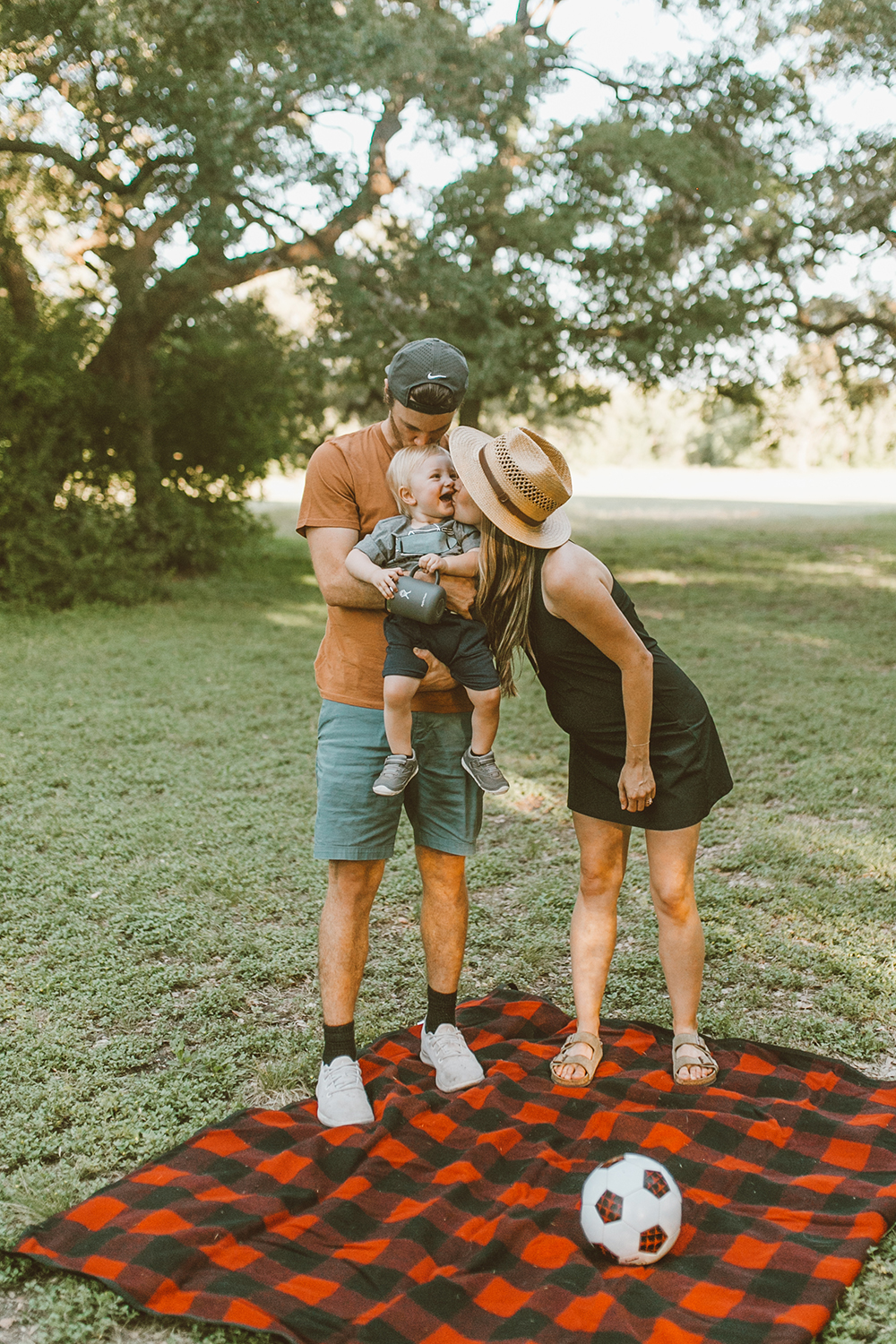 livvyland-blog-olivia-watson-austin-texas-lifestyle-motherhood-blogger-fathers-day-gift-guide-outdoors-ideas-3