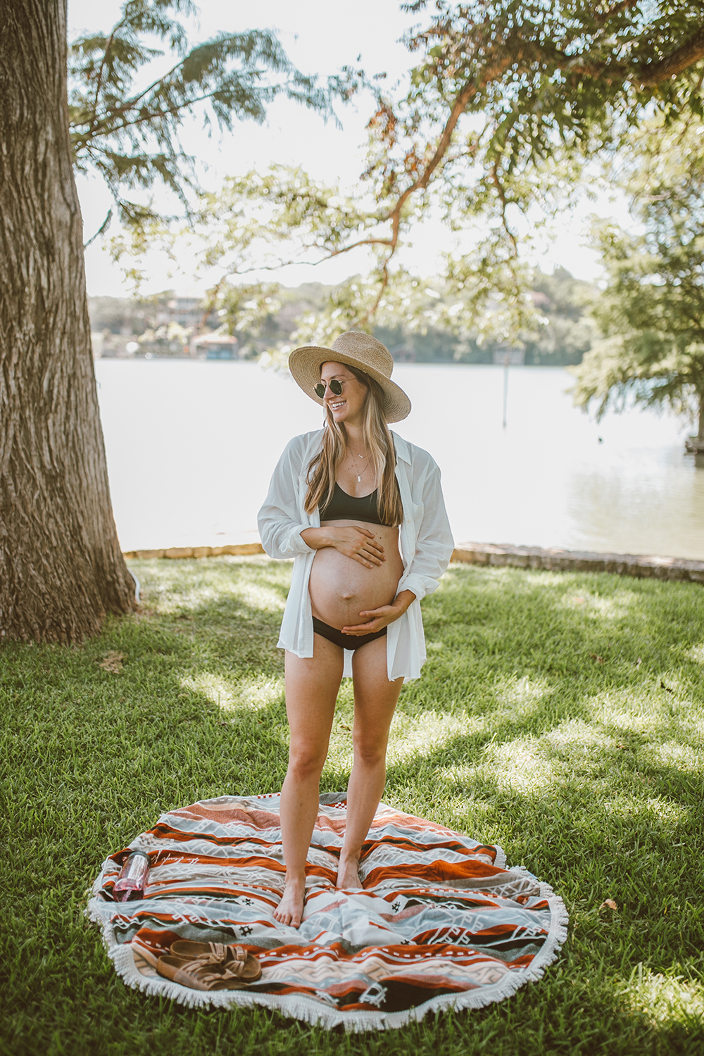 livvyland-blog-olivia-watson-lake-austin-texas-lifestyle-mom-blogger-maternity-bikini-patagonia-2