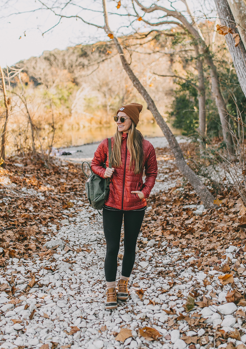 livvyland-blog-olivia-watson-austin-texas-hike-patagonia-nano-puff-hooded-insulated-jacket-9