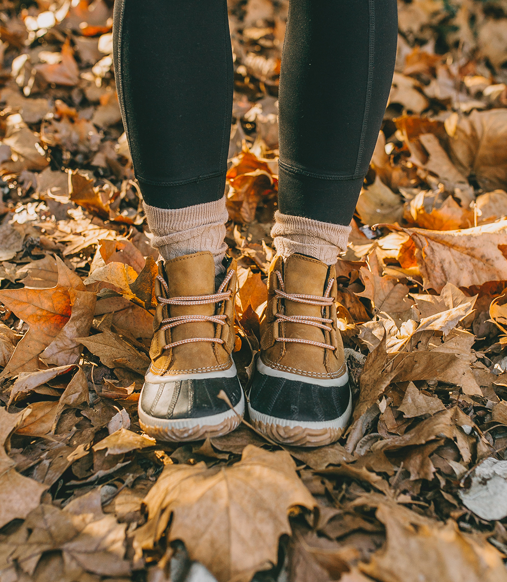 livvyland-blog-olivia-watson-austin-texas-hike-sorel-out-n-about-boots-booties-plus-1