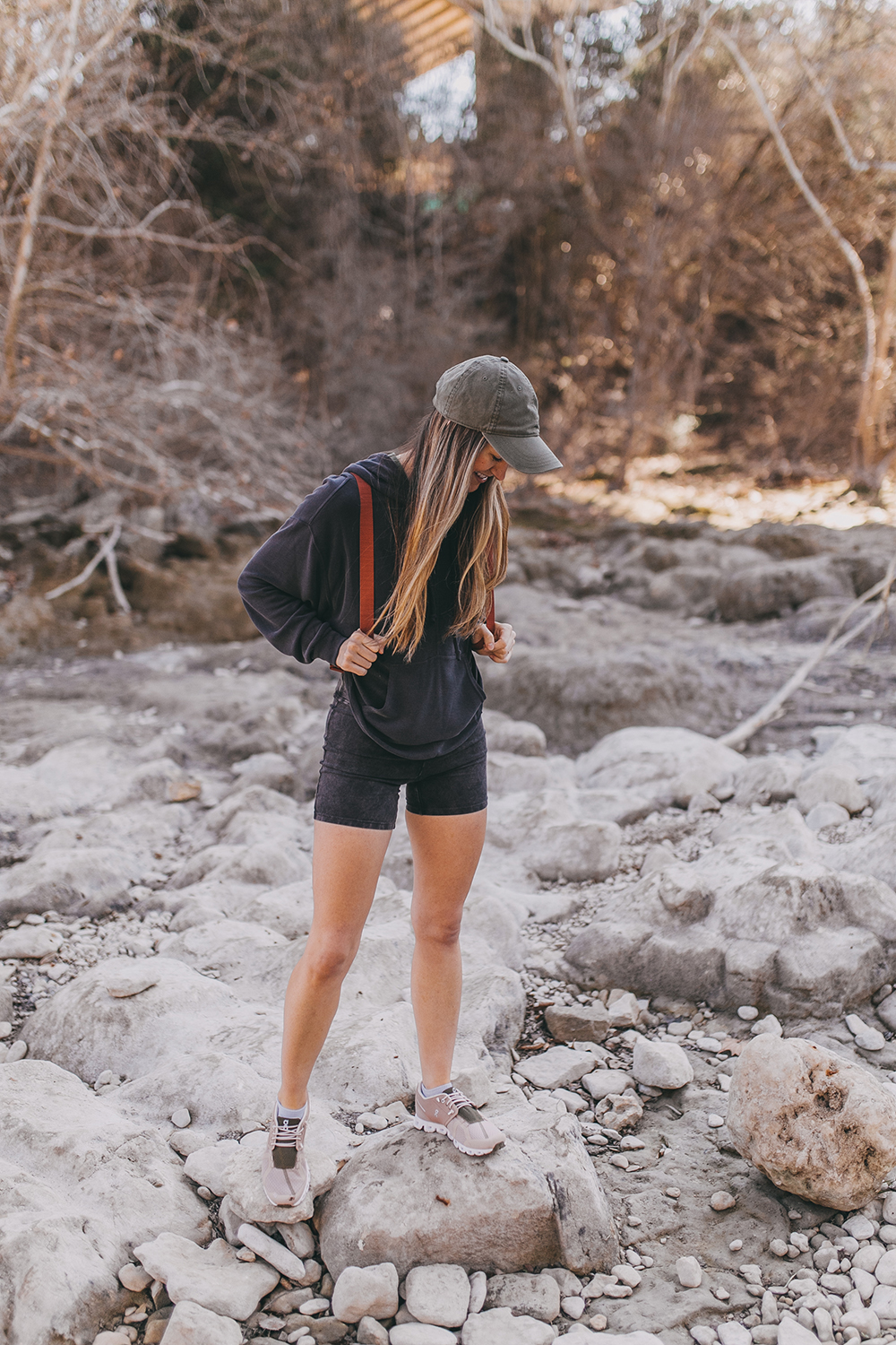 livvyland-blog-olivia-watson-austin-texas-lifestyle-fashion-blogger-greenbelt-hike-free-people-fp-movement-hot-shot-bike-shorts-outfit-2