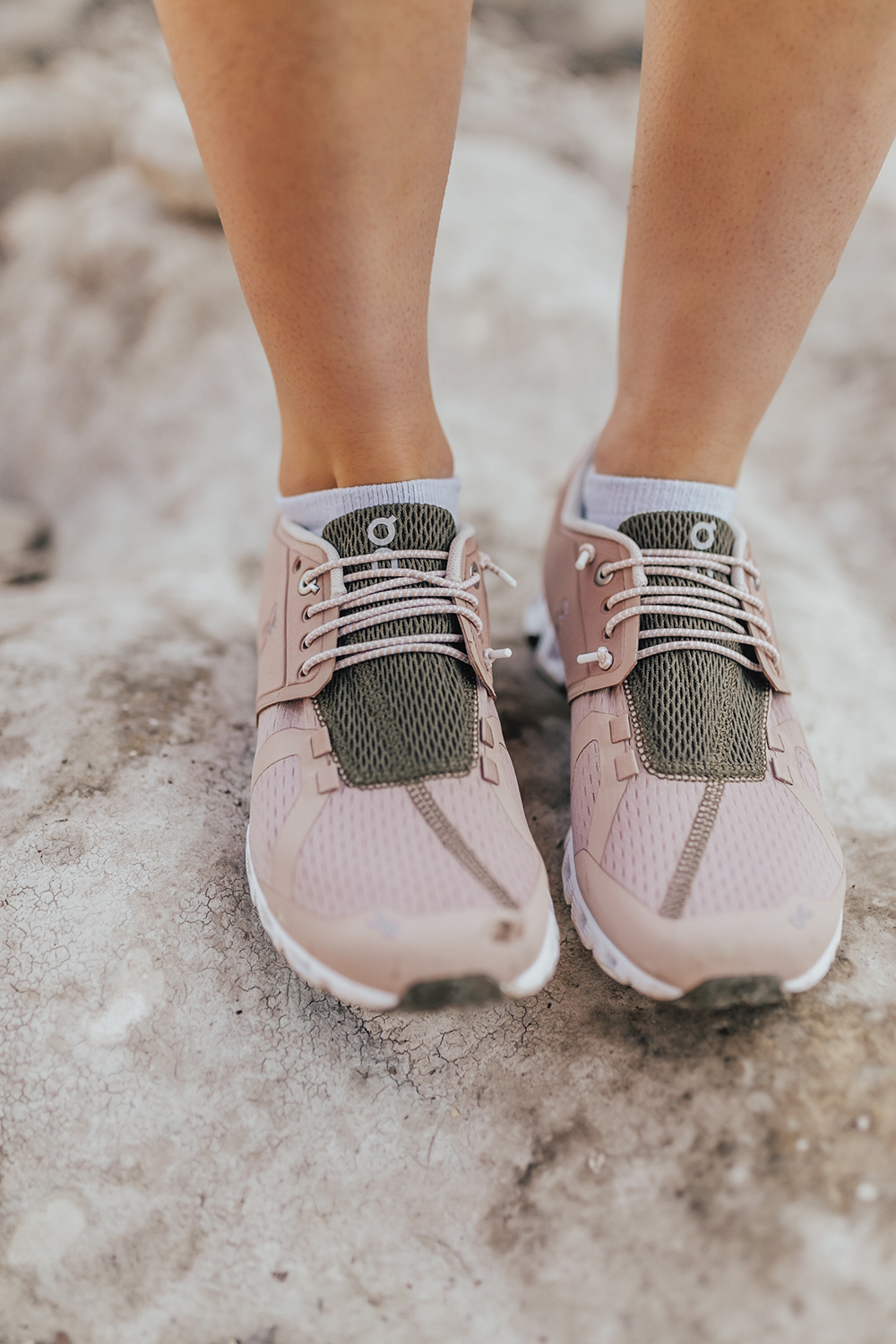 livvyland-blog-olivia-watson-austin-texas-lifestyle-fashion-blogger-greenbelt-hike-on-cloud-running-shoes-1