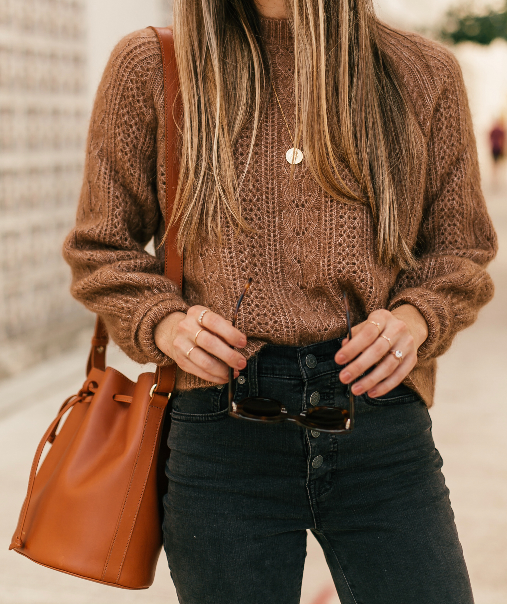 Peter Pan Collar Top Two Ways (PS. It's $23) - LivvyLand