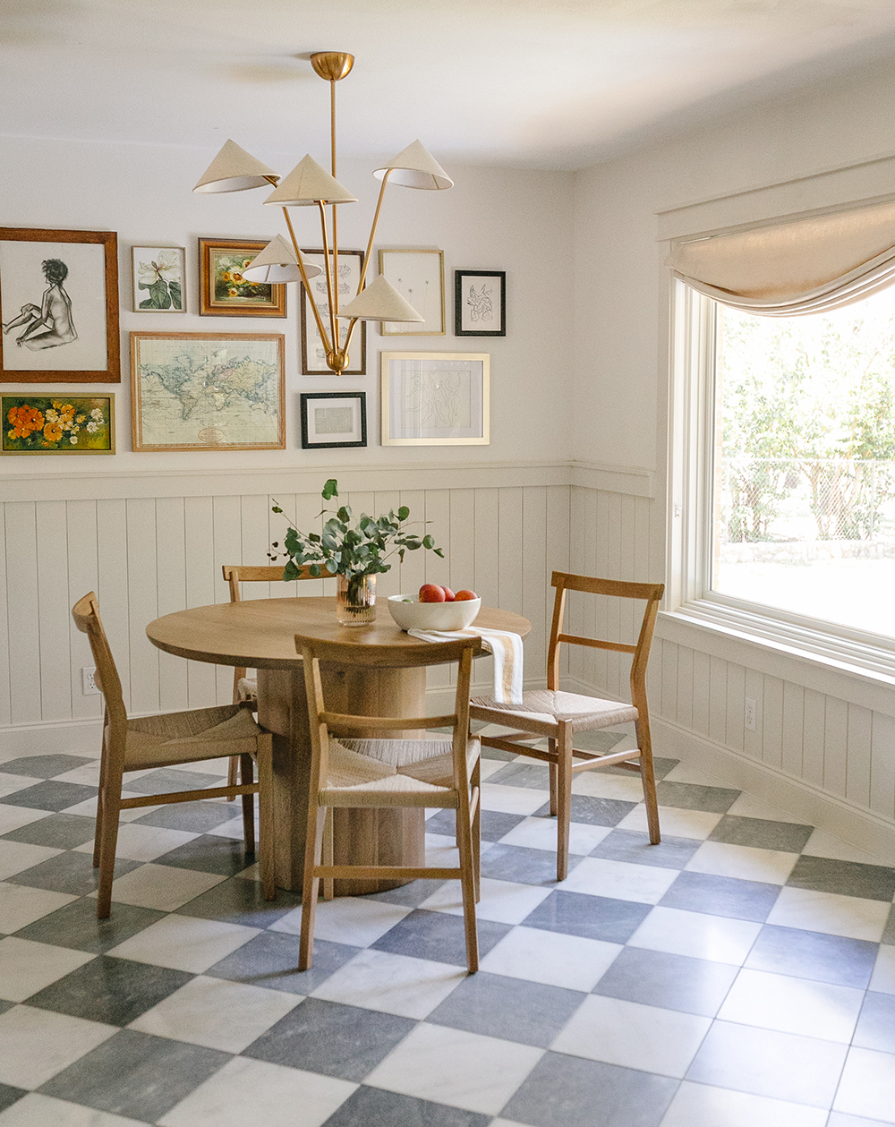 livvyland-blog-french-country-kitchen-dining-room-round-white-oak-spindler-cb2-table-anthropologie-oak-farmhouse-chair-amber-lewis-mantis-chandelier