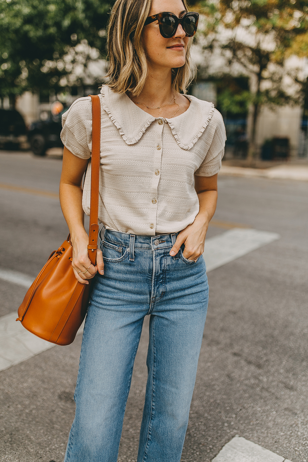 Peter Pan Collar Top Two Ways (PS. It's $23) - LivvyLand