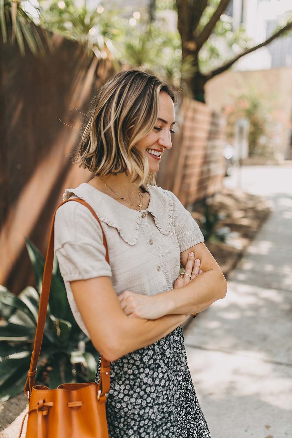 livvyland-blog-olivia-watson-austin-texas-fashion-blogger-peter-pan-collar-top-outfit-skirt-1