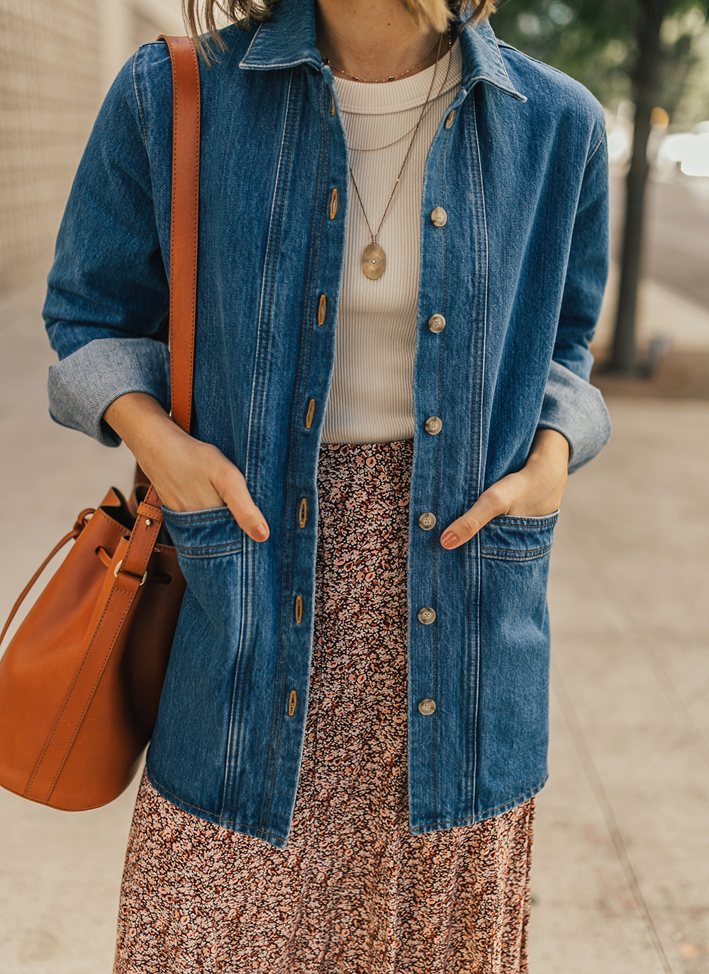 livvyland-blog-olivia-watson-austin-texas-fashion-blogger-sezane-will-jacket-chore-utility-floral-skirt-fall-outfit-idea-4