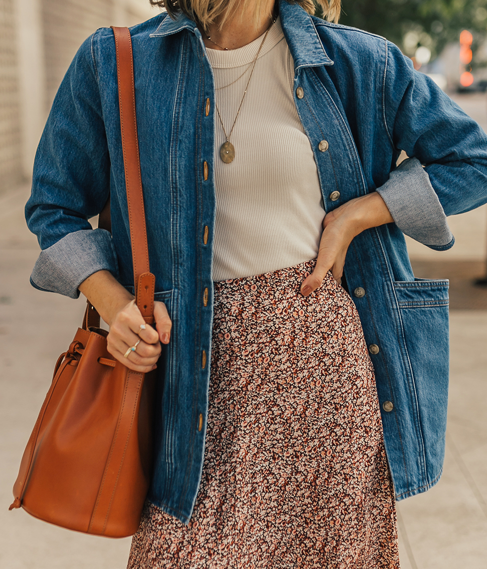 livvyland-blog-olivia-watson-austin-texas-fashion-blogger-sezane-will-jacket-chore-utility-sezane-farrow-handbag-floral-skirt-fall-outfit-idea