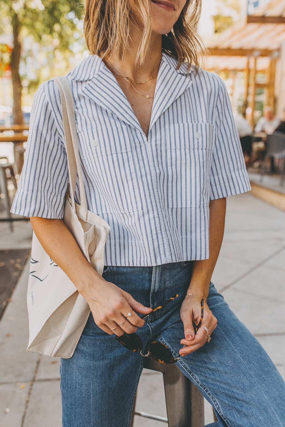 livvyland-blog-olivia-watson-austin-texas-fashion-blogger-everlane-way-high-jeans-oxford-popover-top-1