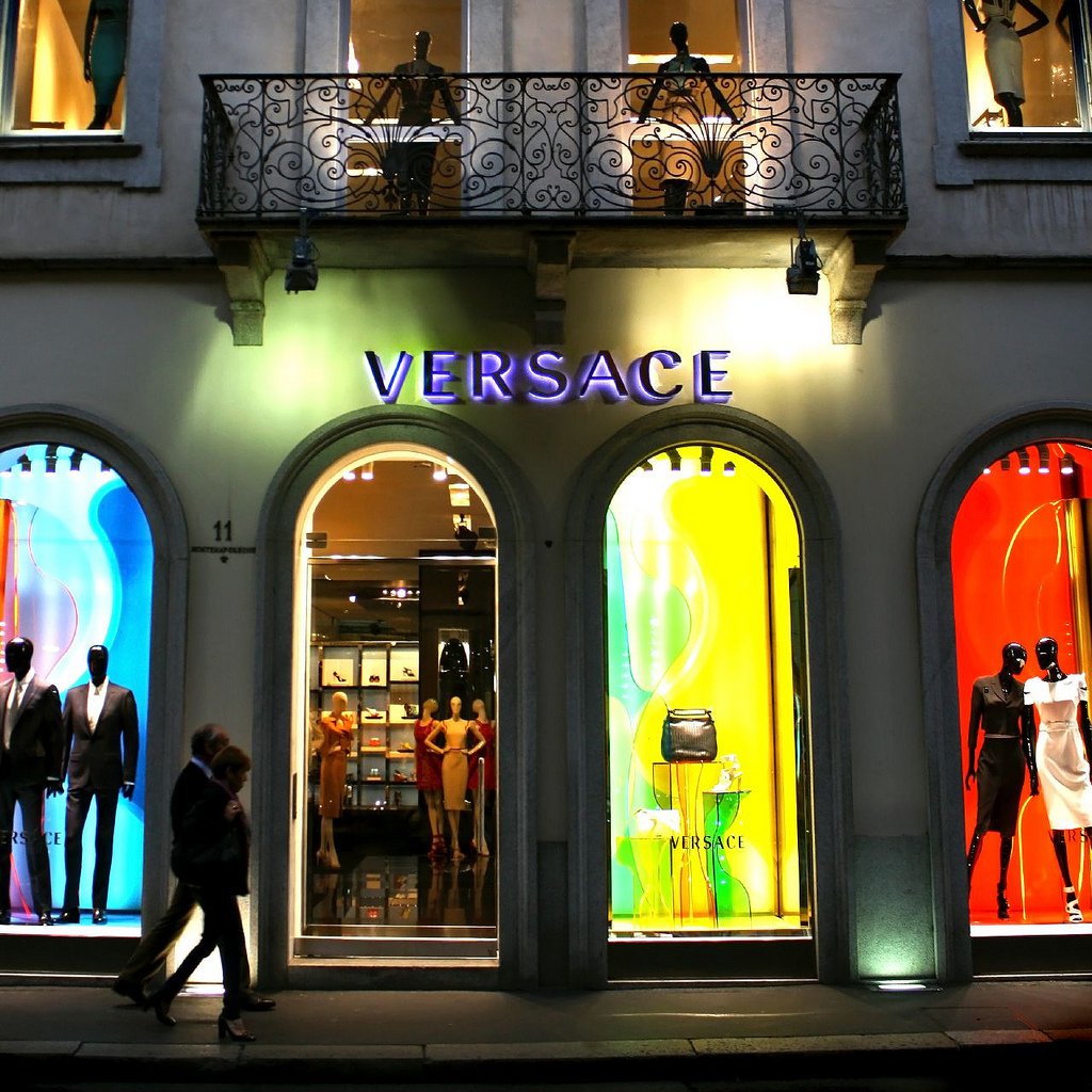 Milan Versace shopping