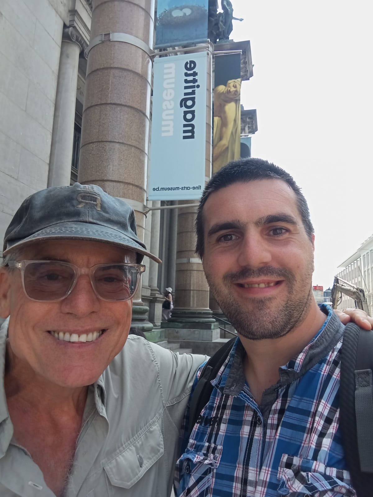 Happy Traveler in Brussels, Belgium with a Lokafy Local Tour Guide