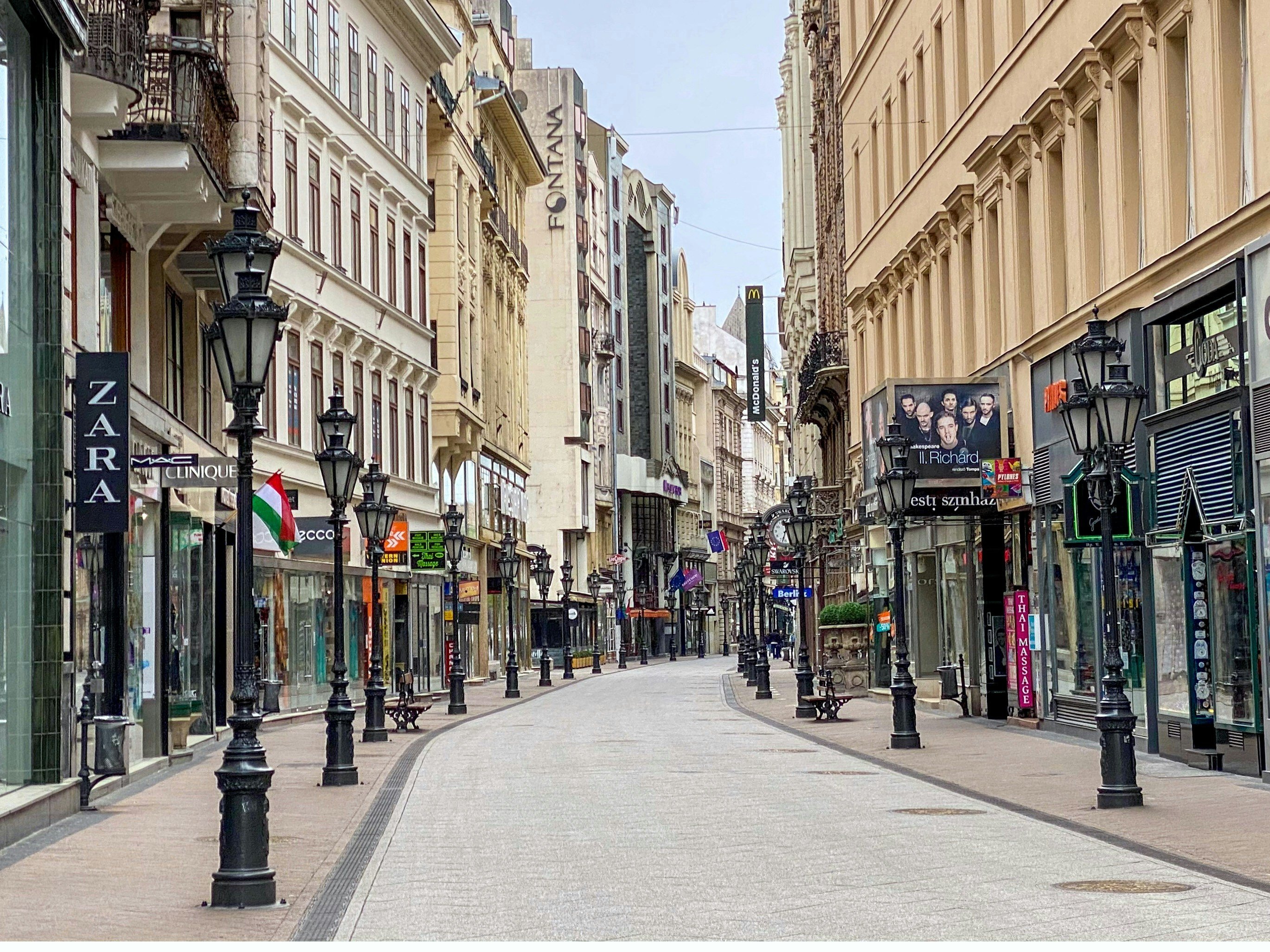 An empty Váci Street in Budapest, Hungary | Lokafy