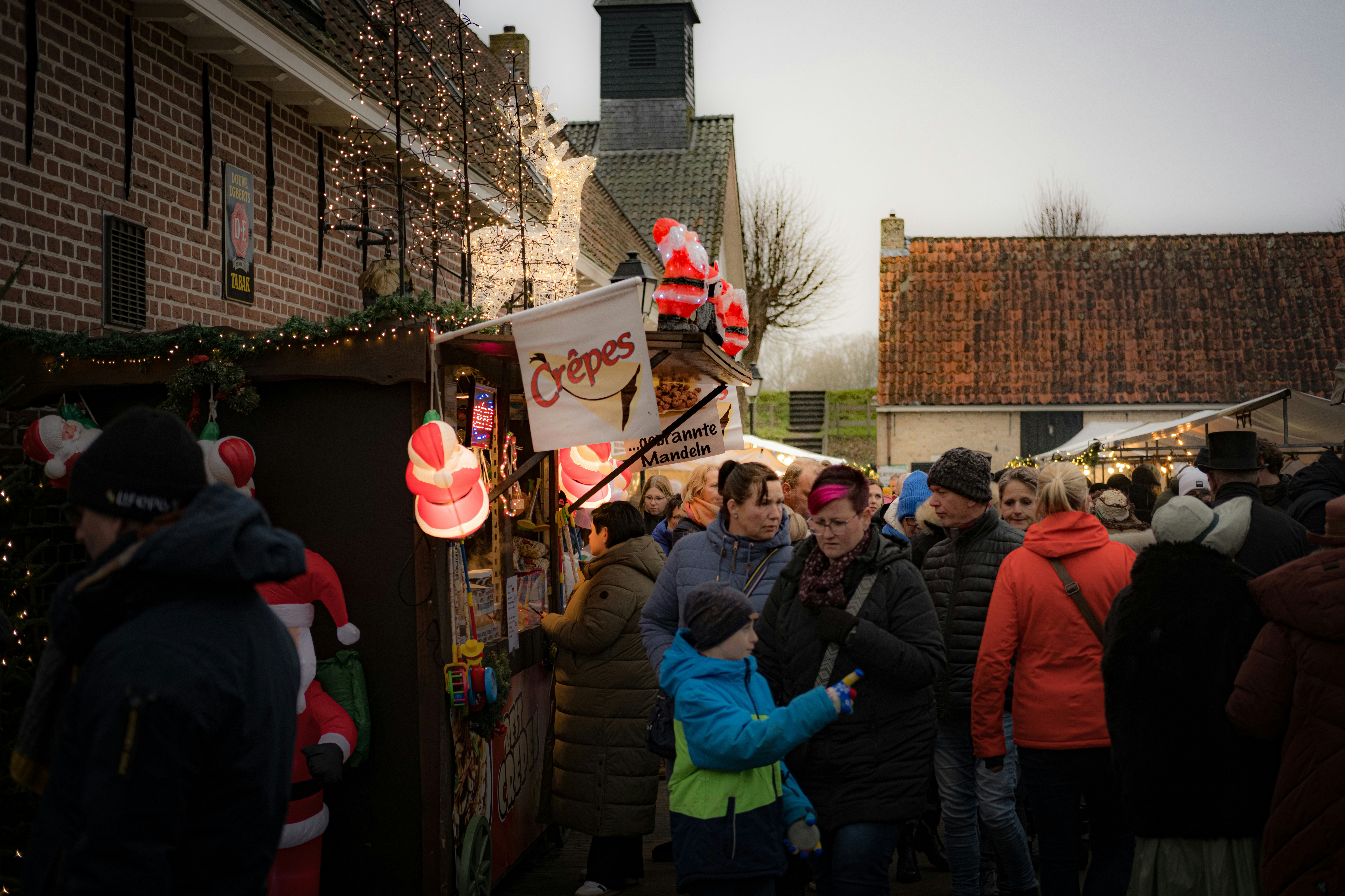 Where Locals Eat in Cologne, Germany | Lokafy