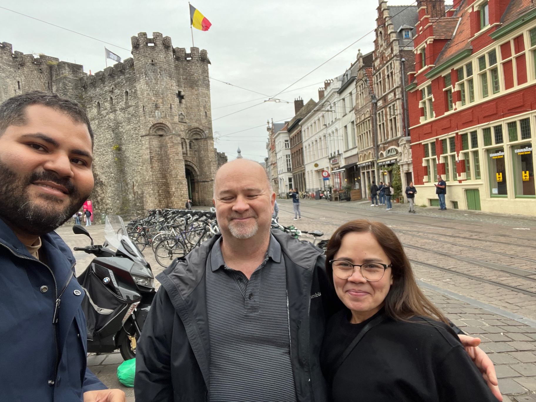 Happy Traveler in Ghent, Belgium with a Lokafy Local Tour Guide | Lokafy