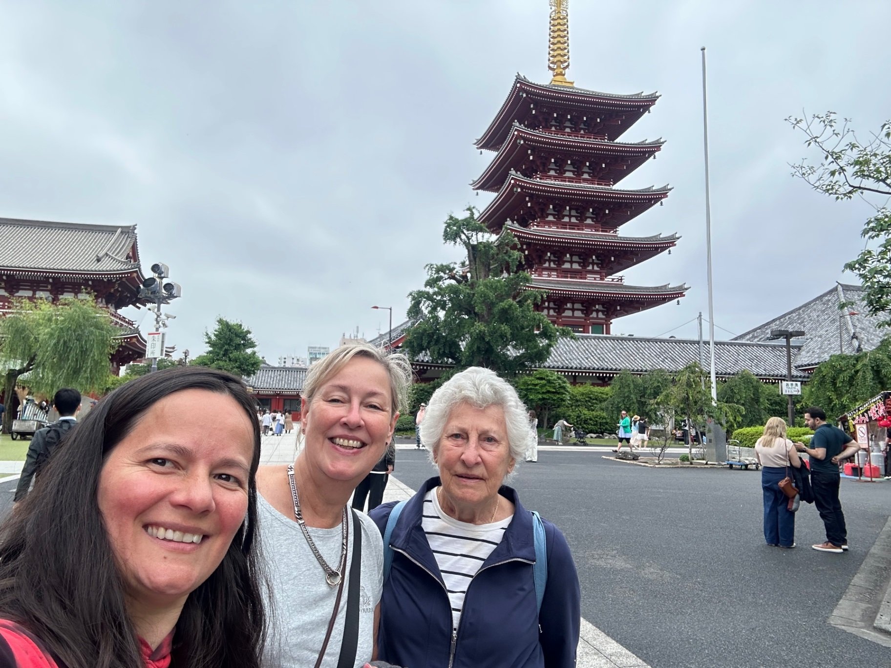 Happy Travelers in Tokyo, Japan with a Lokafy Local Tour Guide