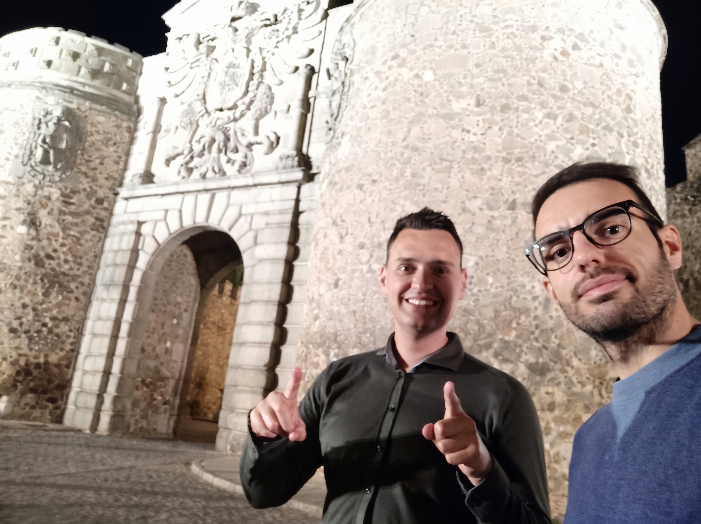Happy Travelers in Toledo, Spain with a Lokafy Local Tour Guide