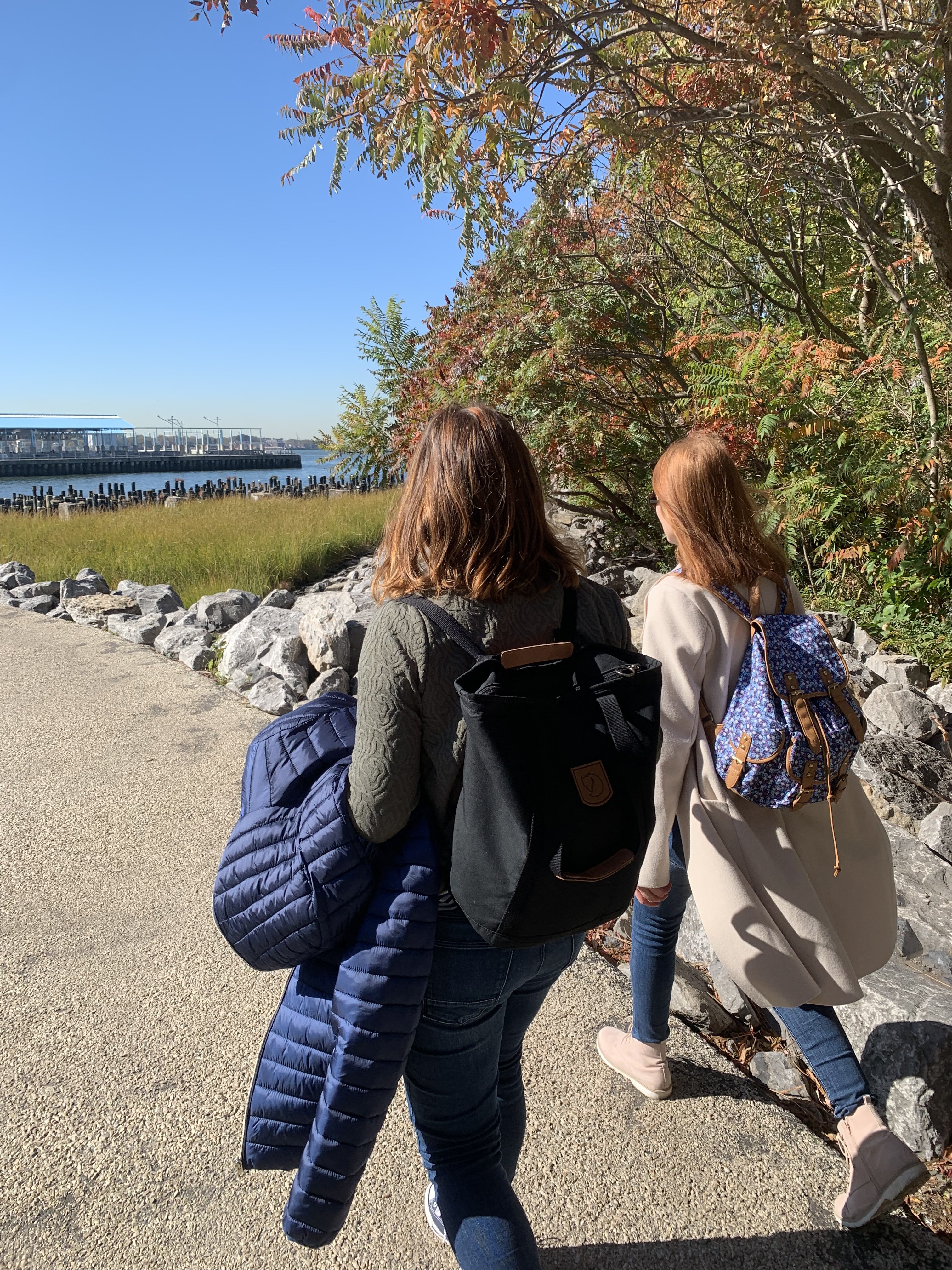 Happy Lokafy Travelers in New York, USA | Lokafy