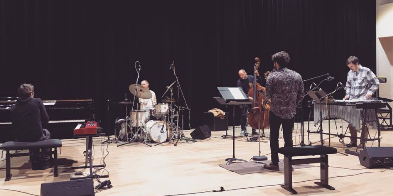 alexis valet, Groupe de Musique Jazz en représentation à Val de Marne - photo de couverture