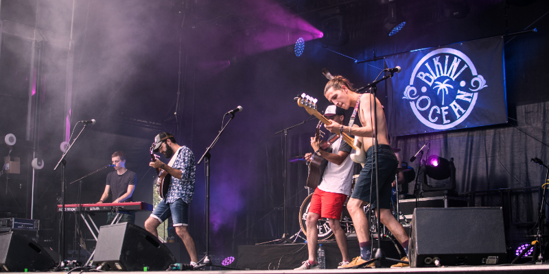 Bikini Ocean, Groupe de Musique Pop en représentation à Vendée - photo de couverture n° 1