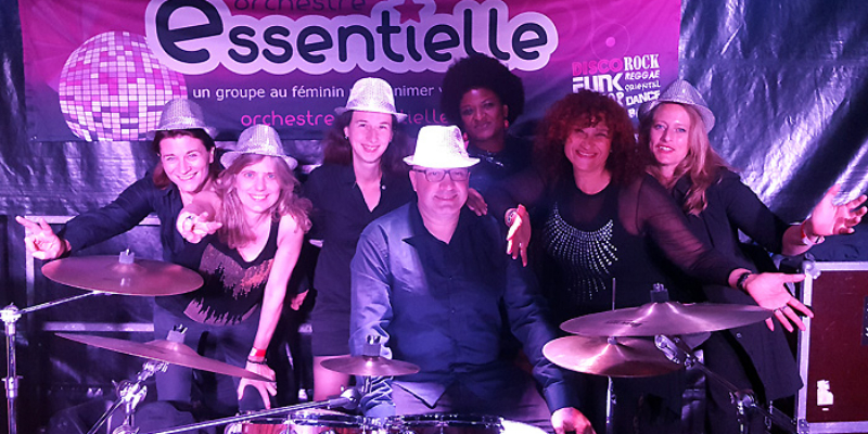 Essentielle, Chanteur Disco en représentation à Val de Marne - photo de couverture n° 2