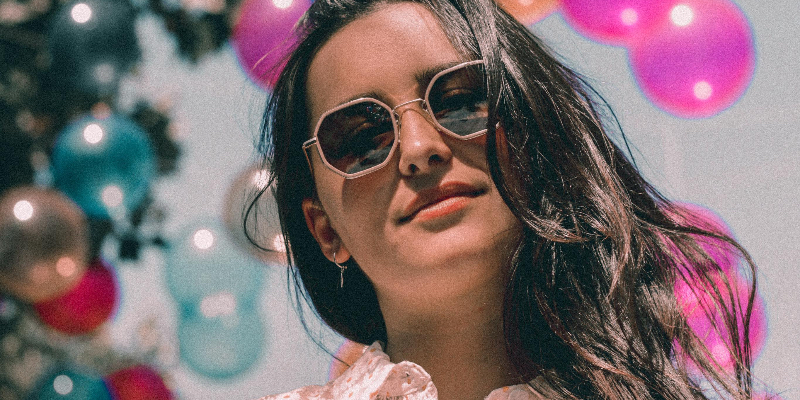 Jadanaë, Chanteur Chanteur en représentation à Paris - photo de couverture